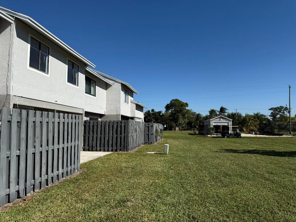 CANALAKE - Residential Lease