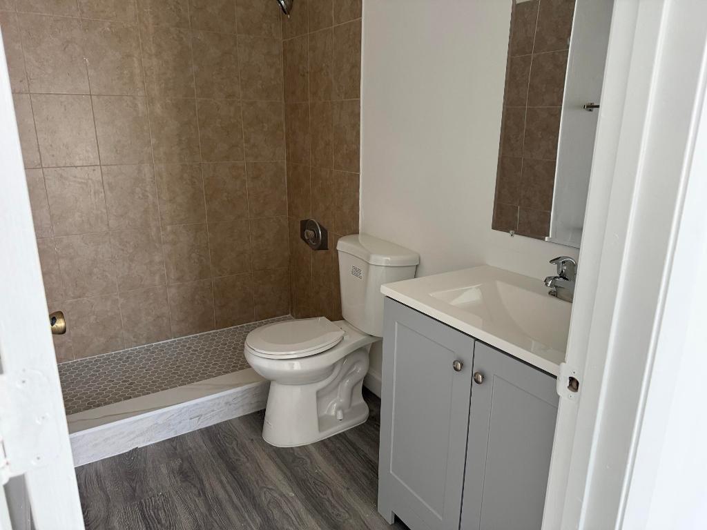 CANALAKE - Residential Lease