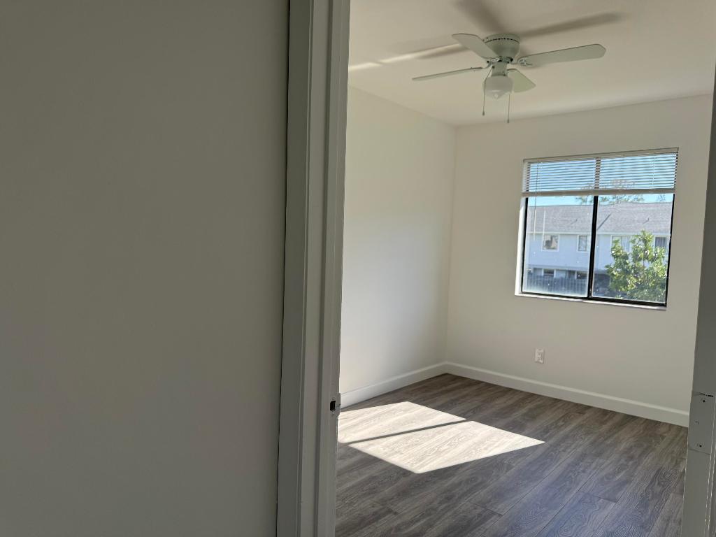 CANALAKE - Residential Lease