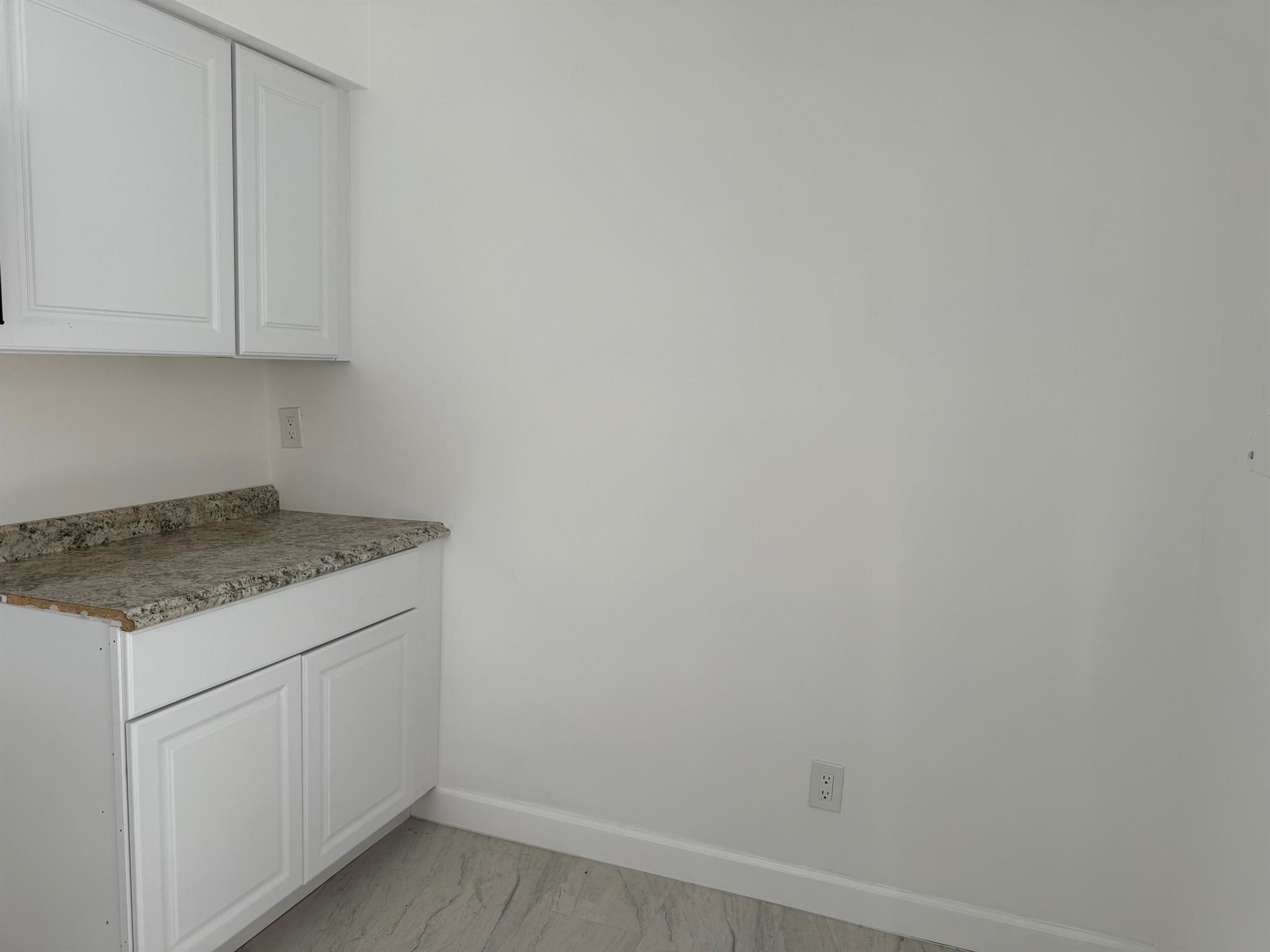 CANALAKE - Residential Lease