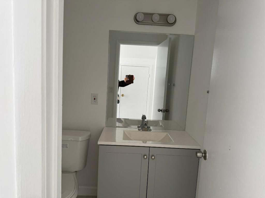 CANALAKE - Residential Lease