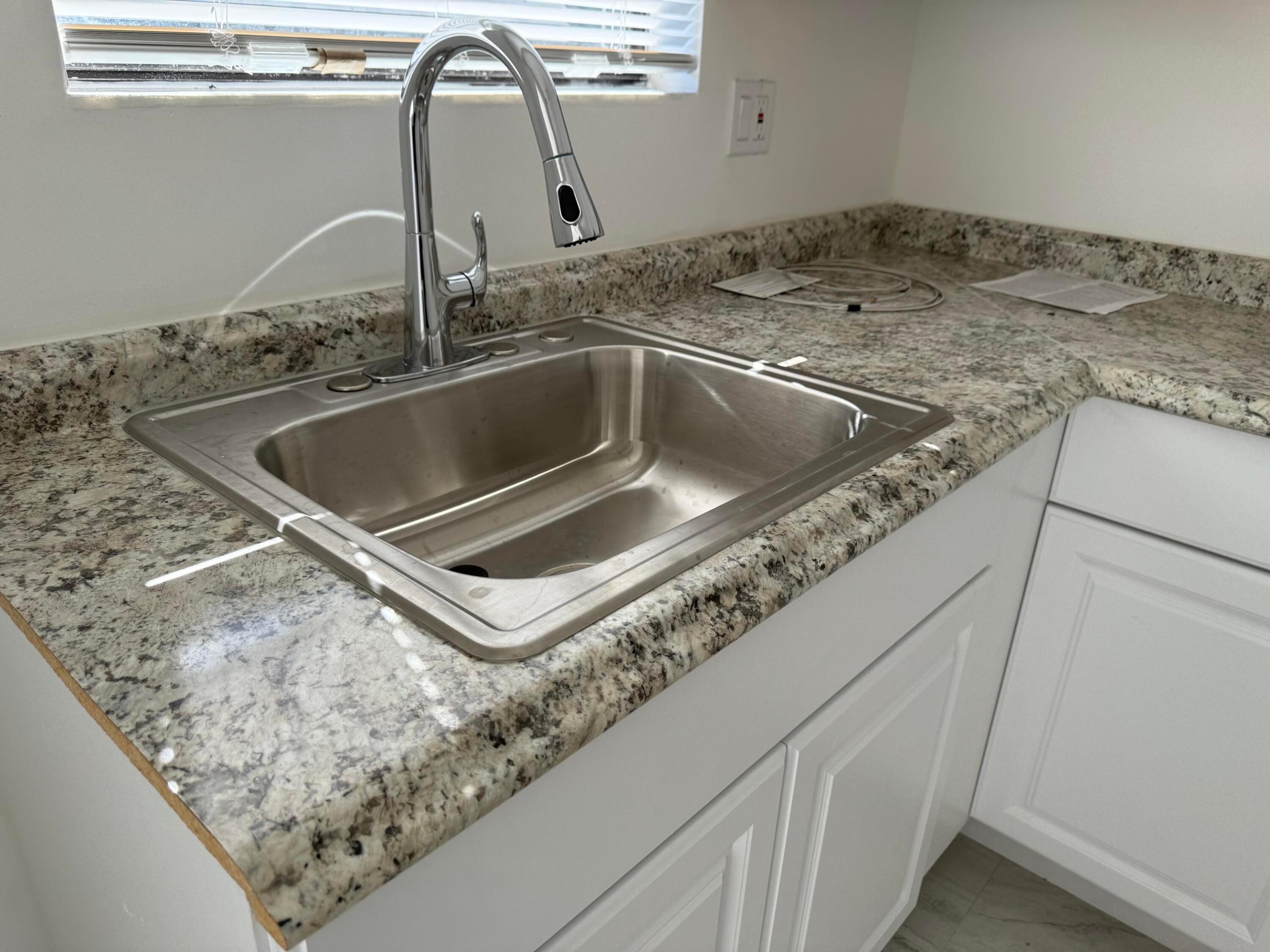 CANALAKE - Residential Lease