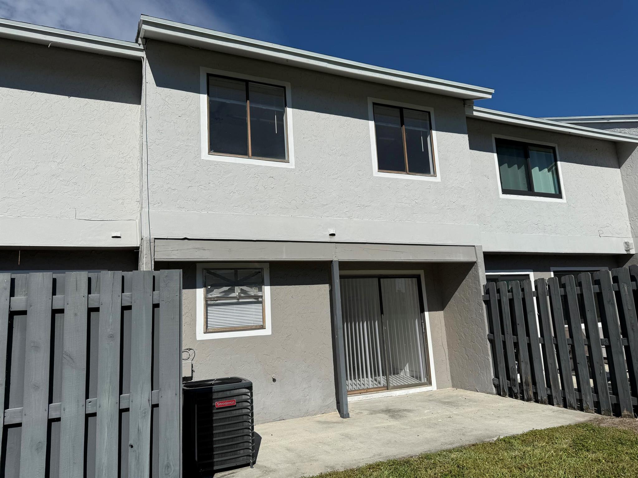 CANALAKE - Residential Lease