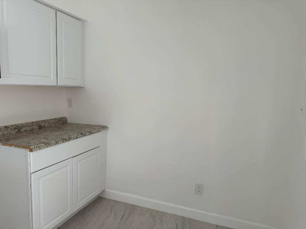 CANALAKE - Residential Lease