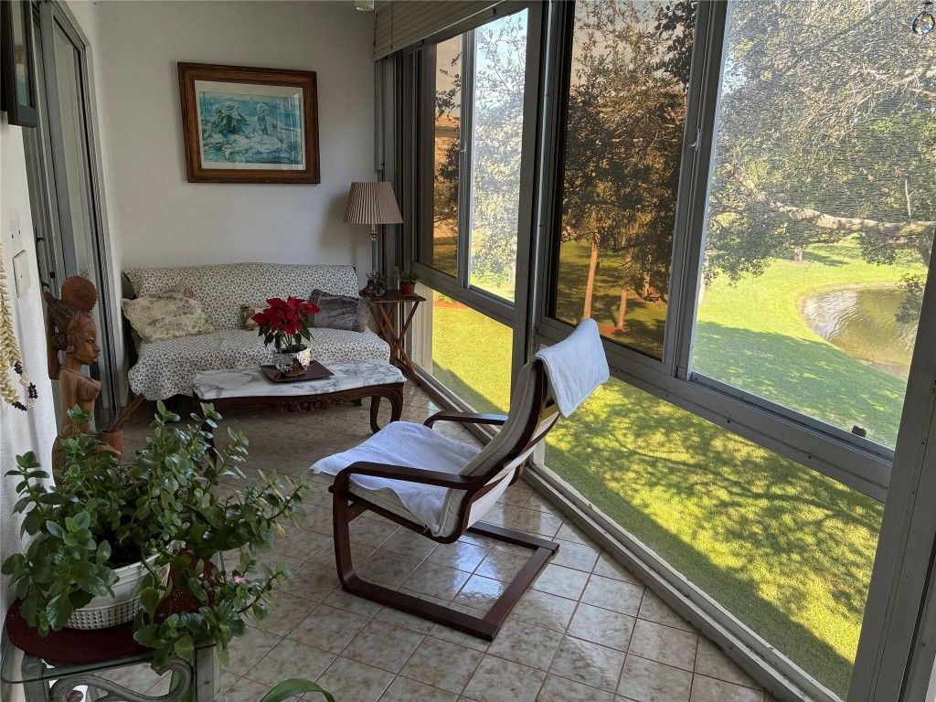 Photo of 2304 Lucaya Lane #D3, Coconut Creek, FL 33066 (MLS # F10546404)