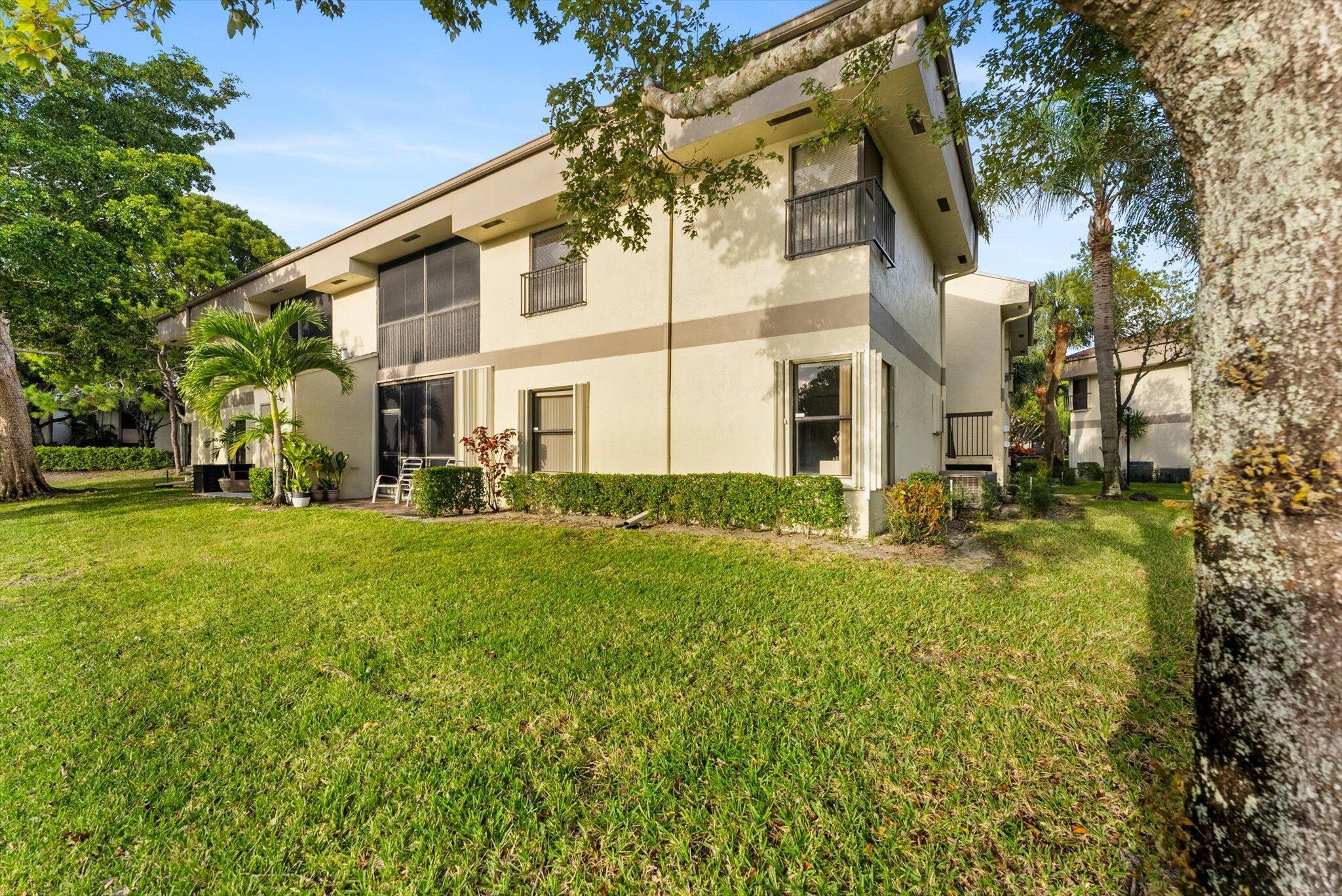 APPLEWOOD VILLAGE IV-D CONDO - Residential