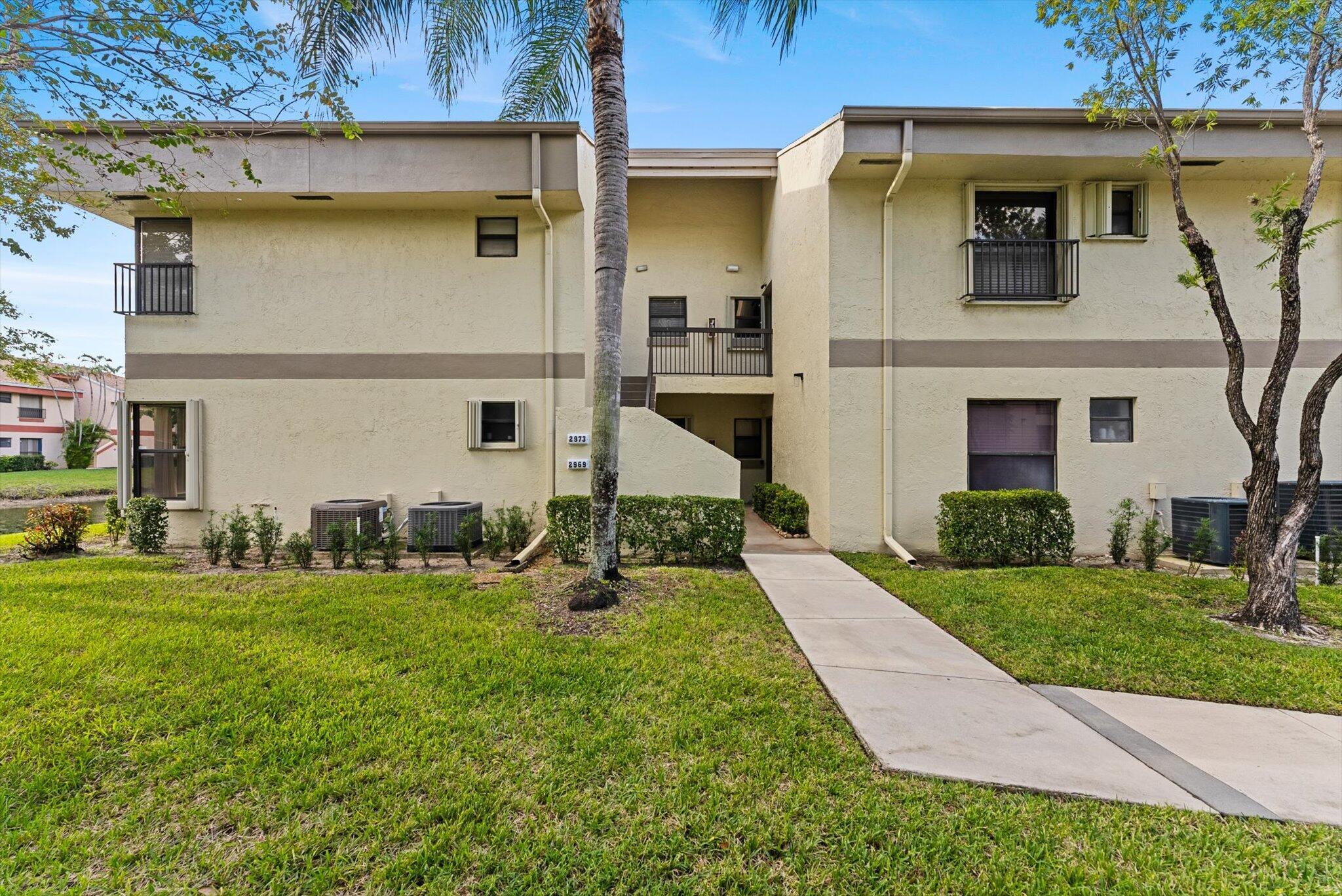 APPLEWOOD VILLAGE IV-D CONDO - Residential