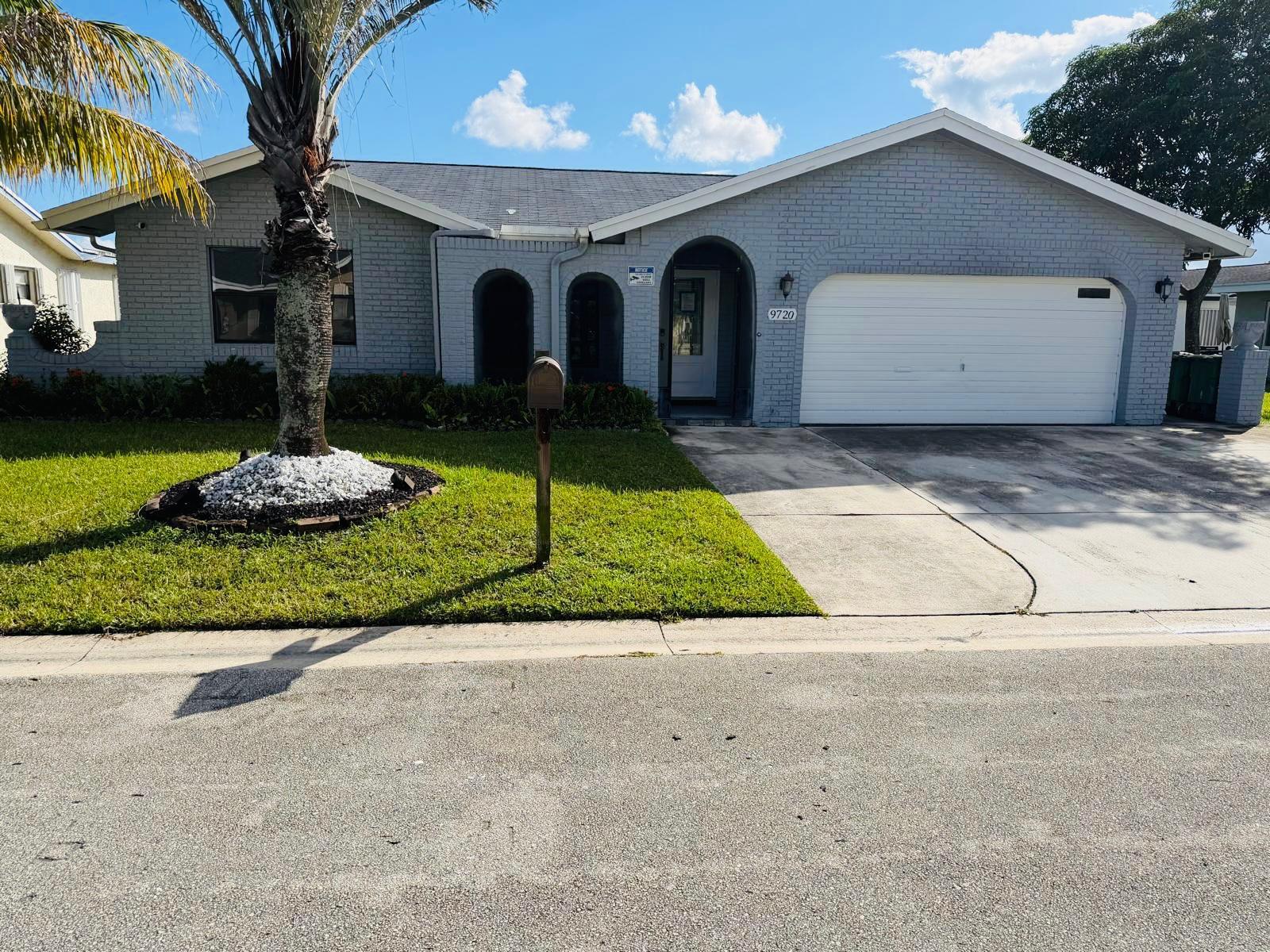 9720 NW 83RD Street