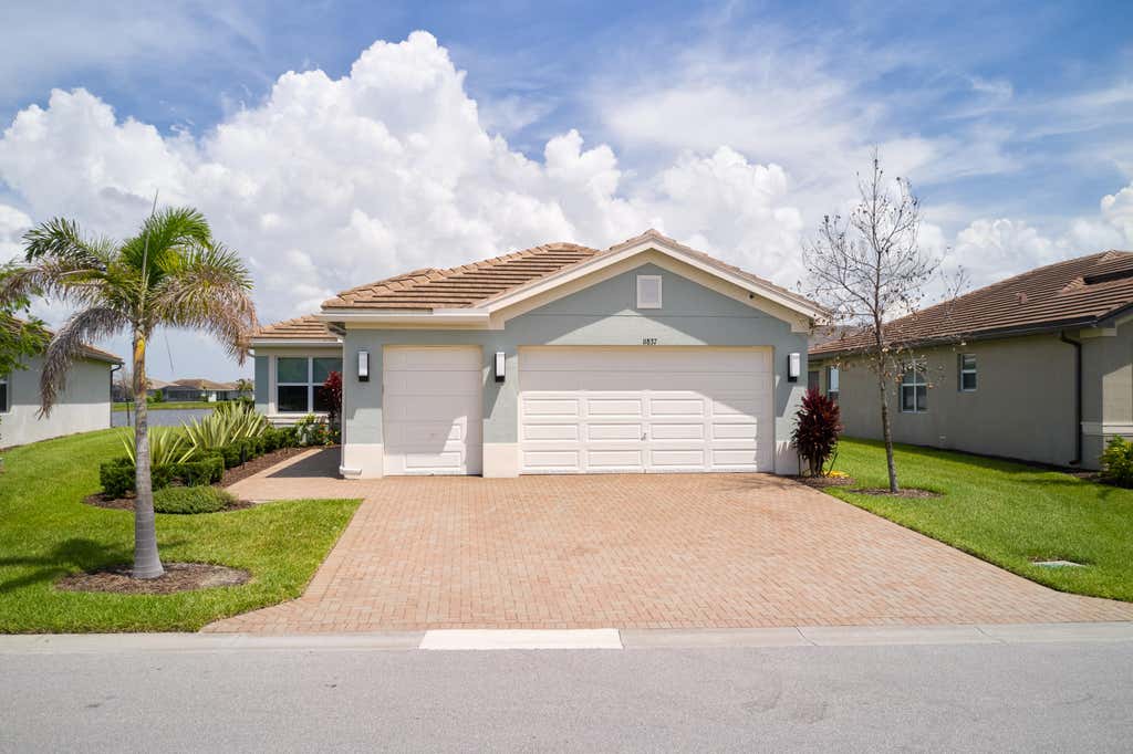 Photo of 11837 SW Poseidon Way, Port Saint Lucie, FL 34987 (MLS # B26061428)