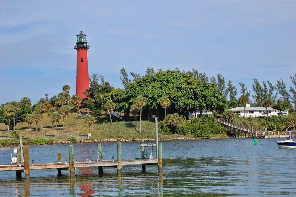 UNO LAGO - Residential Lease