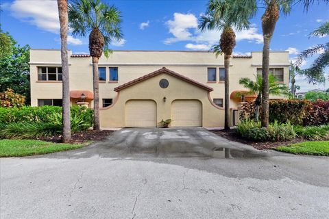 41 Uno Lago Drive Juno Beach FL 33408