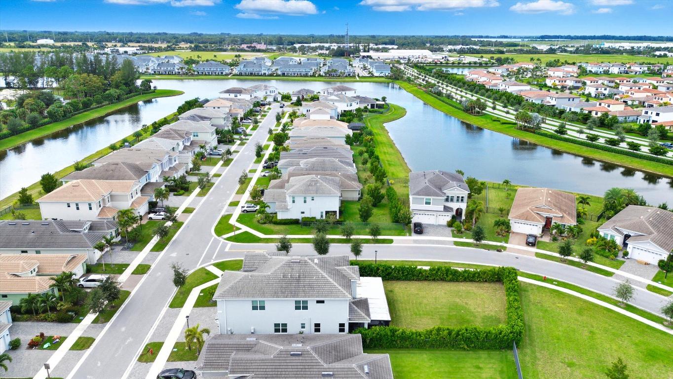 GROVES OF WESTLAKE - Residential