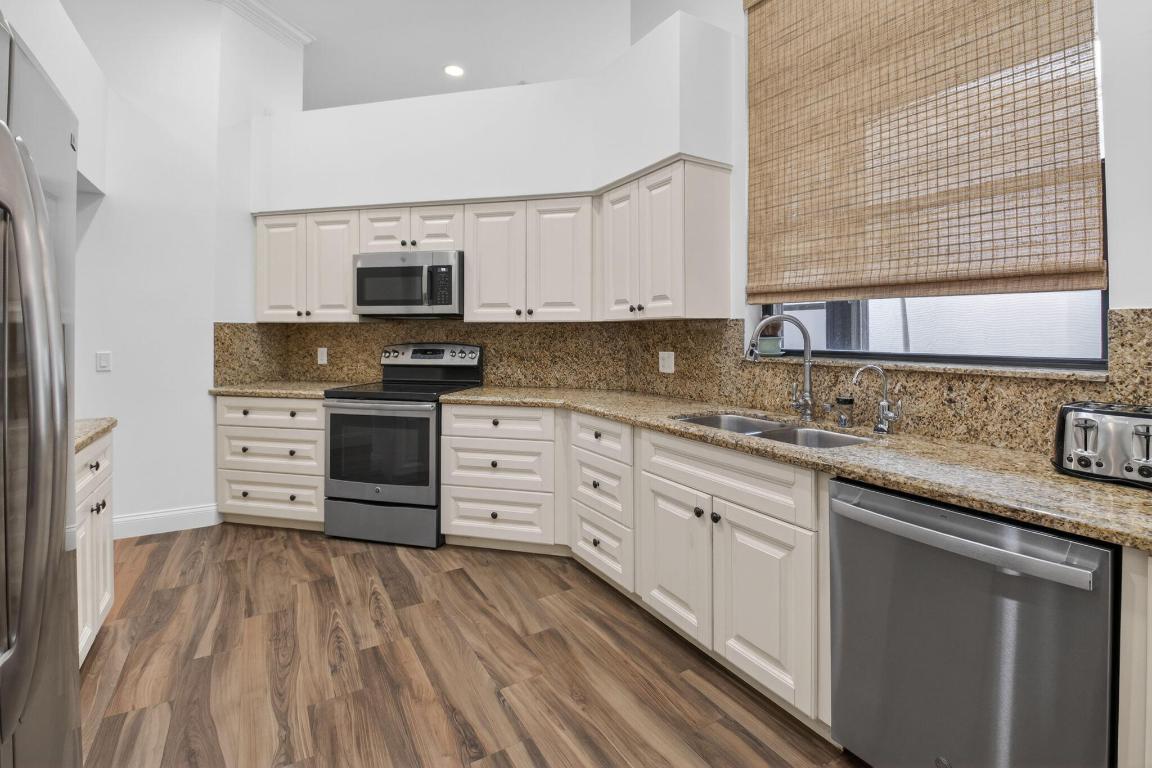 OAK RUN - Residential