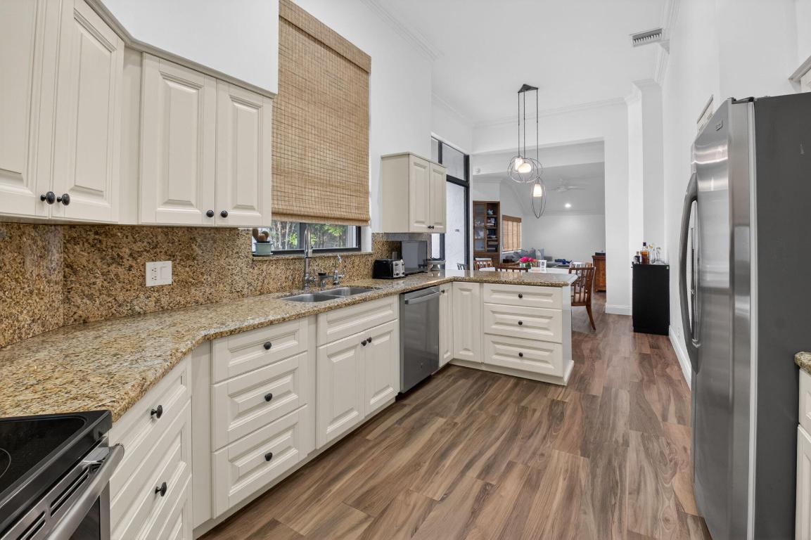 OAK RUN - Residential