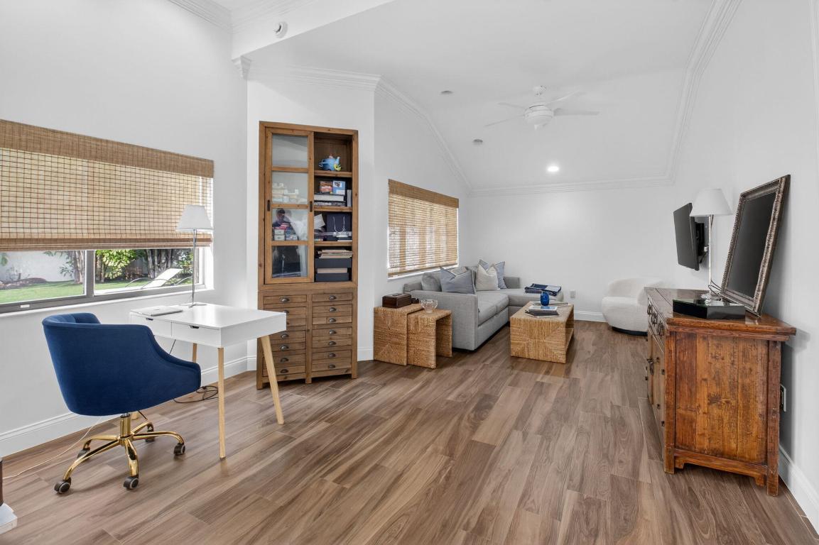 OAK RUN - Residential