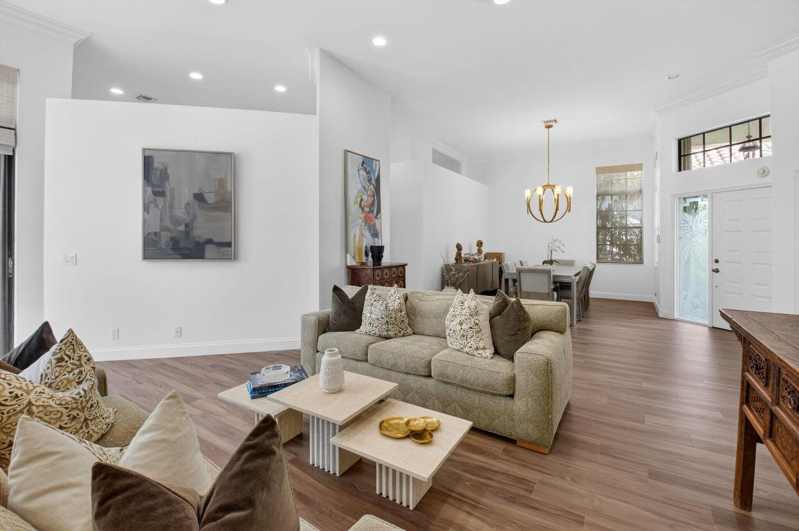 OAK RUN - Residential