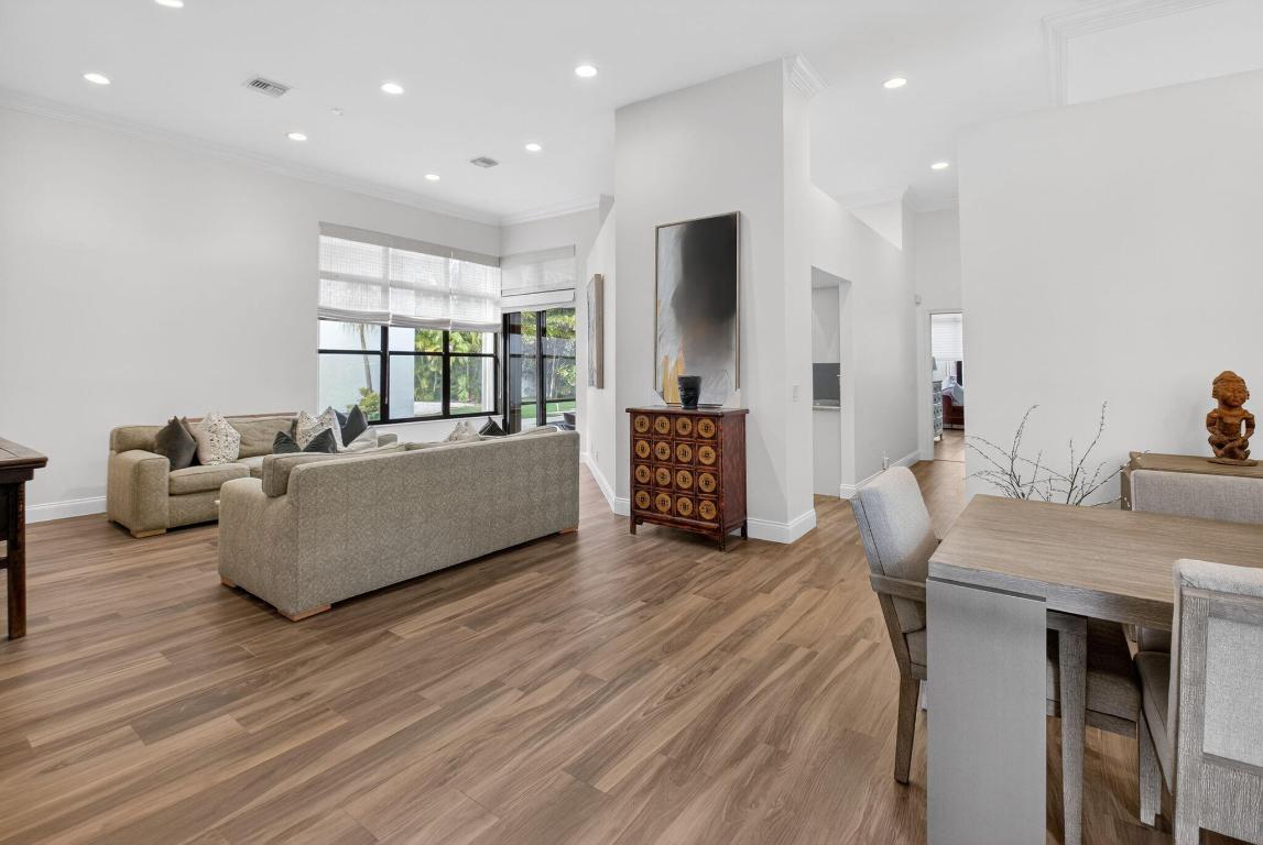 OAK RUN - Residential