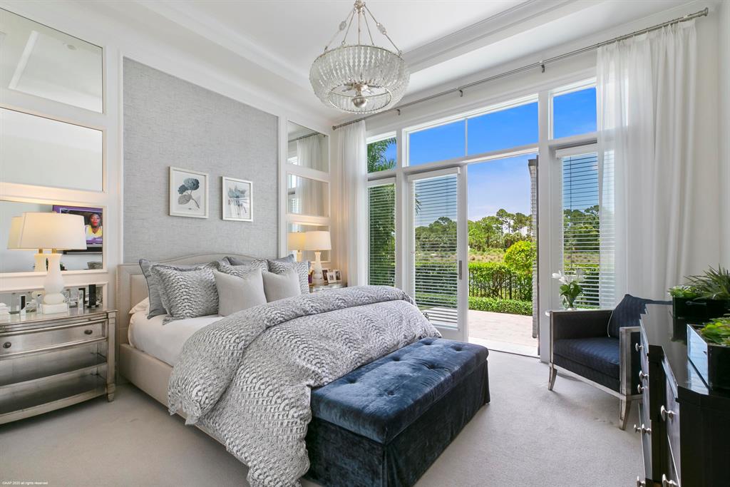 OLD PALM - Residential