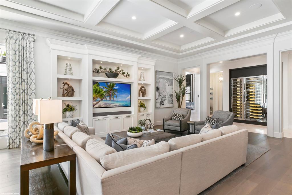 OLD PALM - Residential