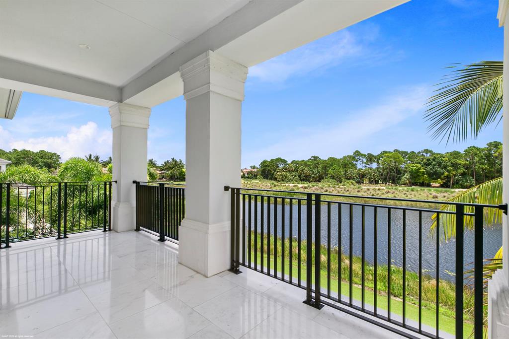 OLD PALM - Residential