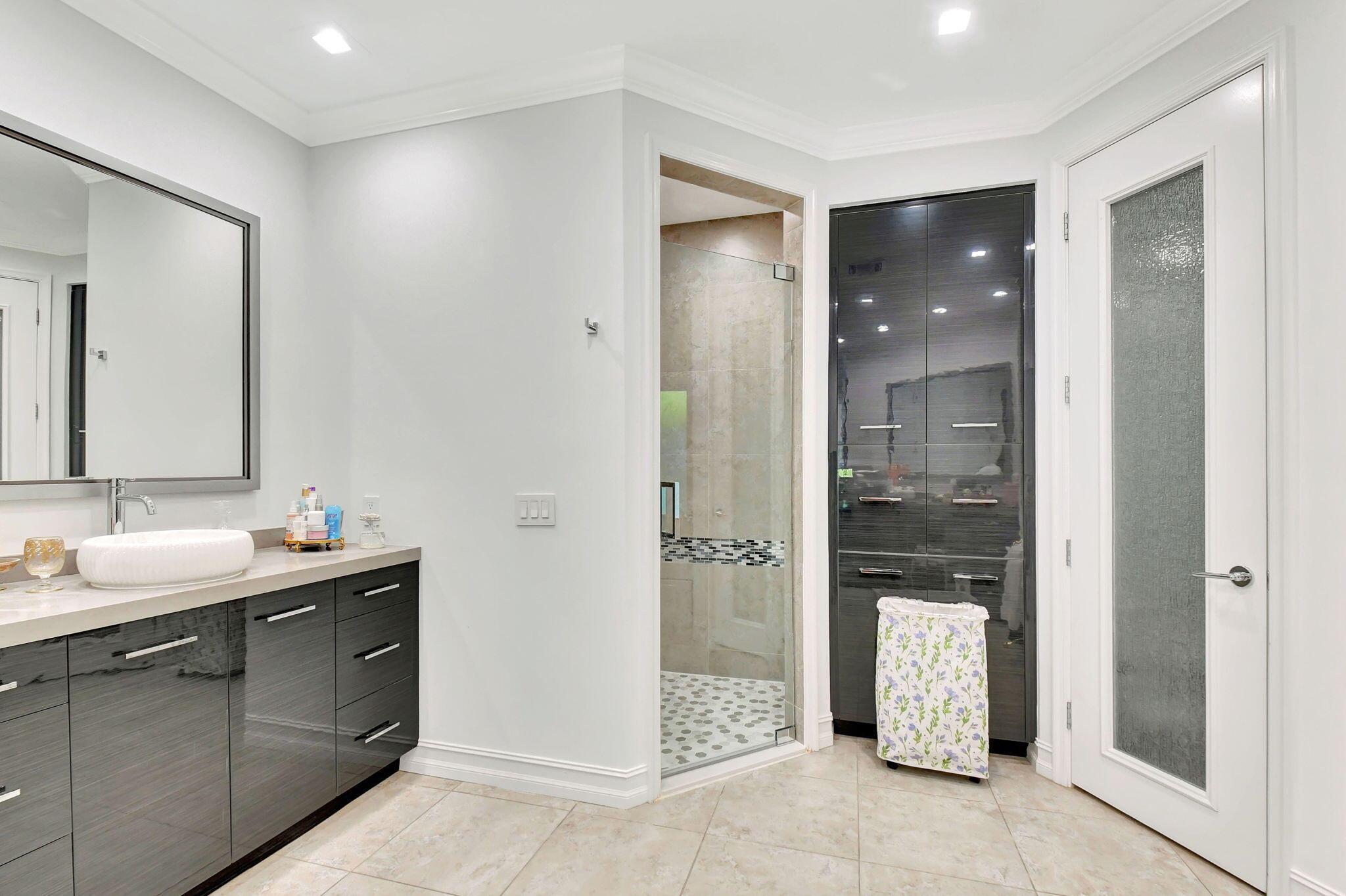 ST ANDREWS COUNTRY CLUB - Residential