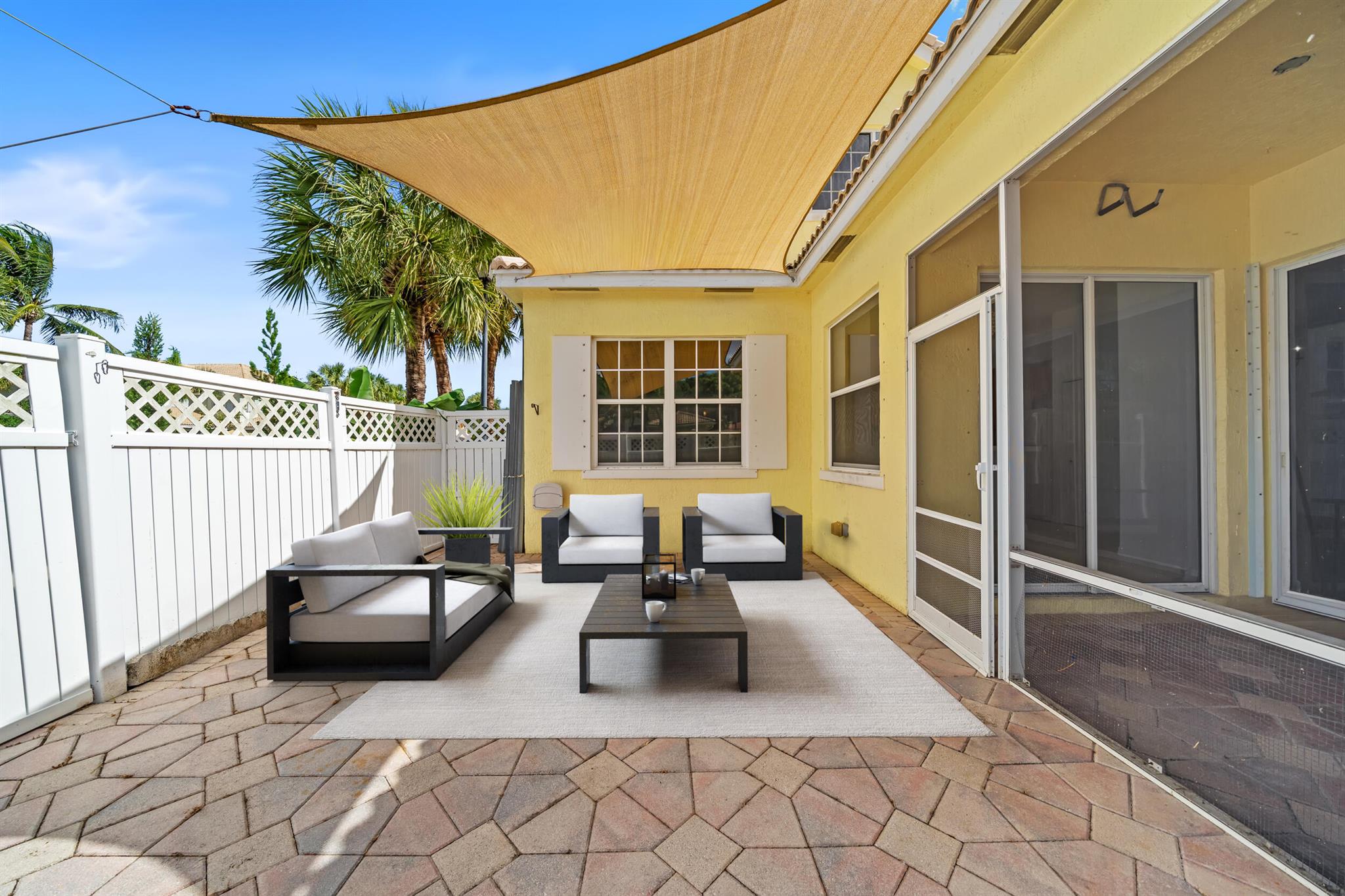 BOYNTON GARDENS - Residential