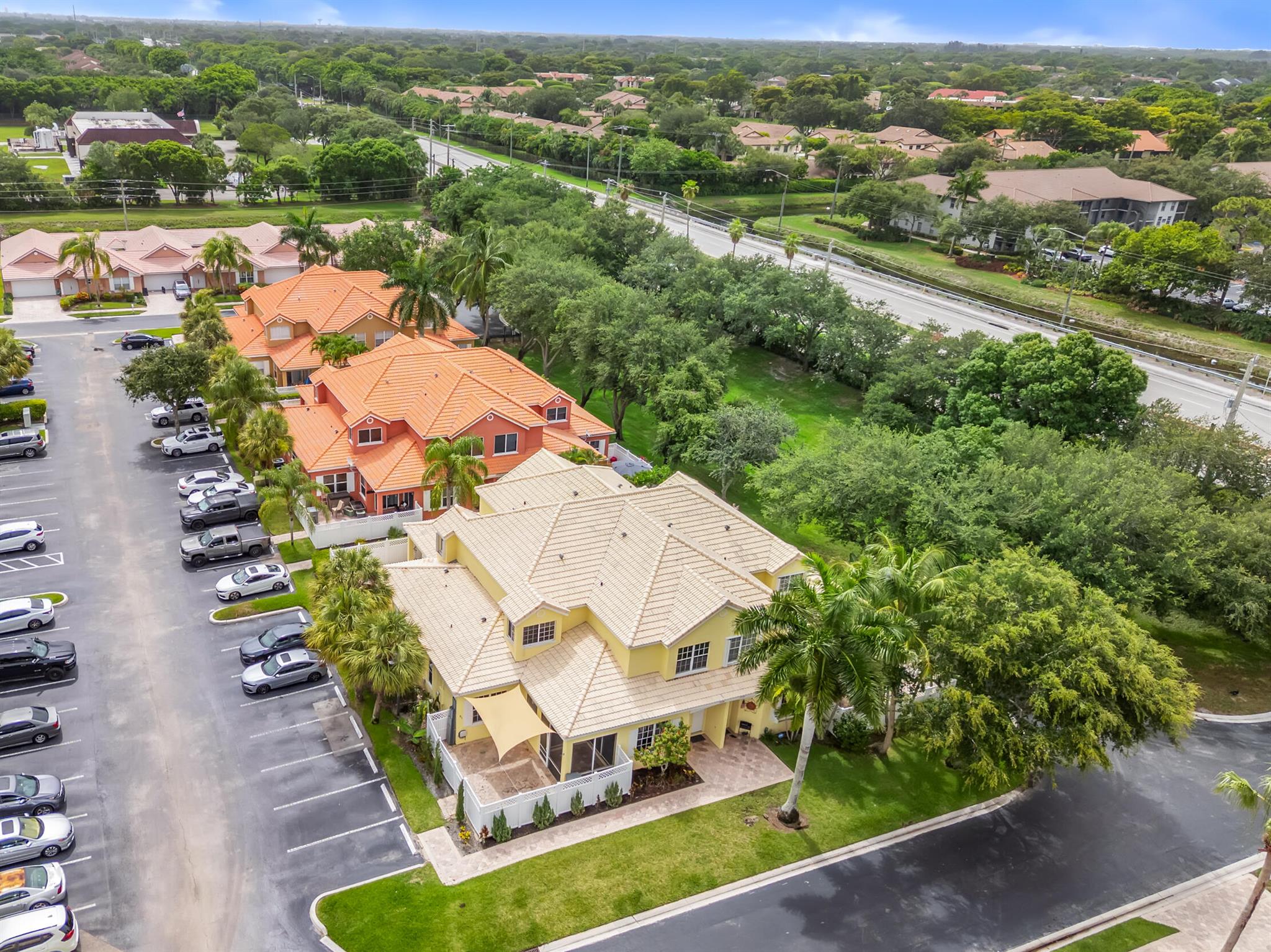 BOYNTON GARDENS - Residential