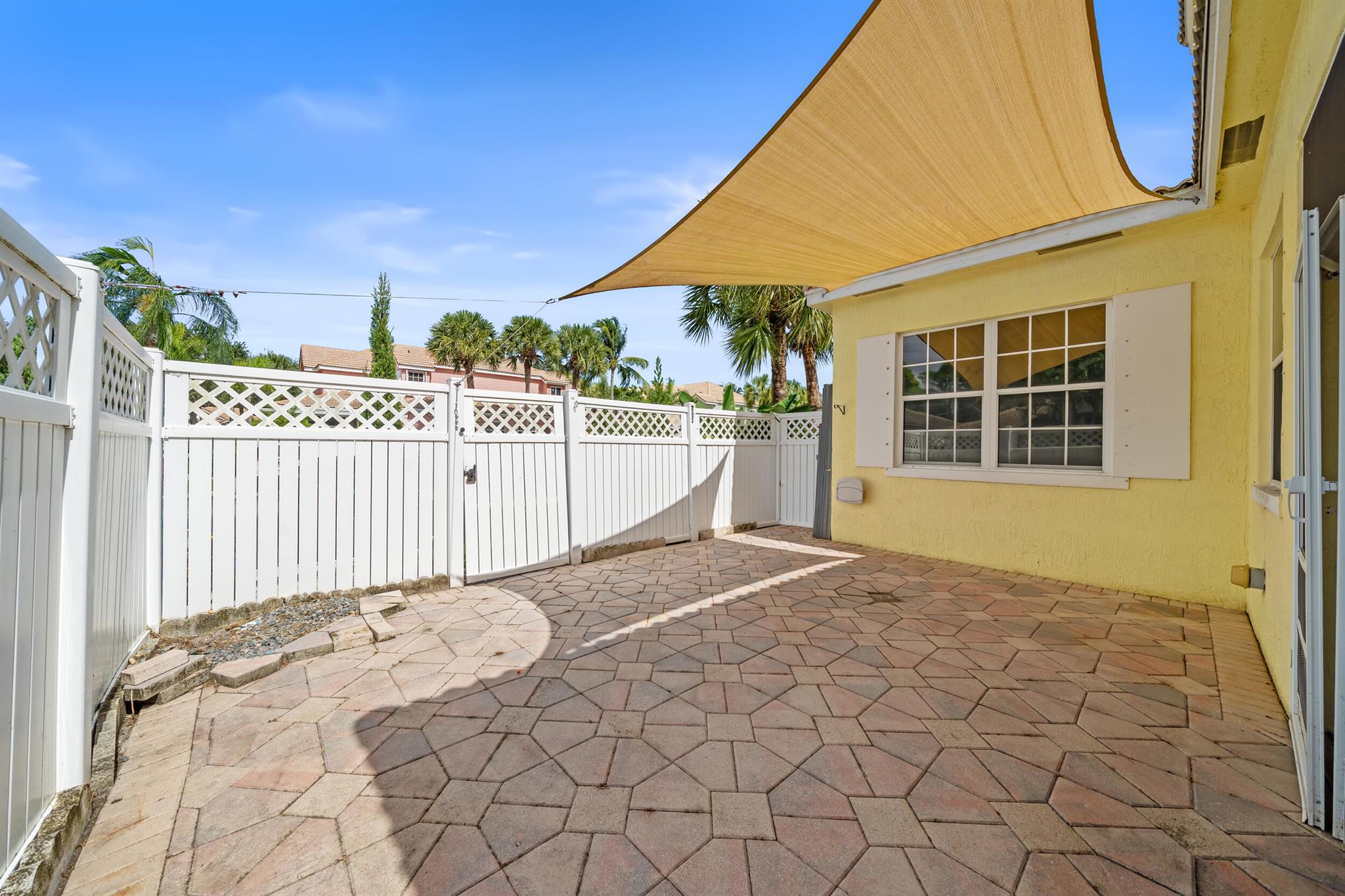 BOYNTON GARDENS - Residential