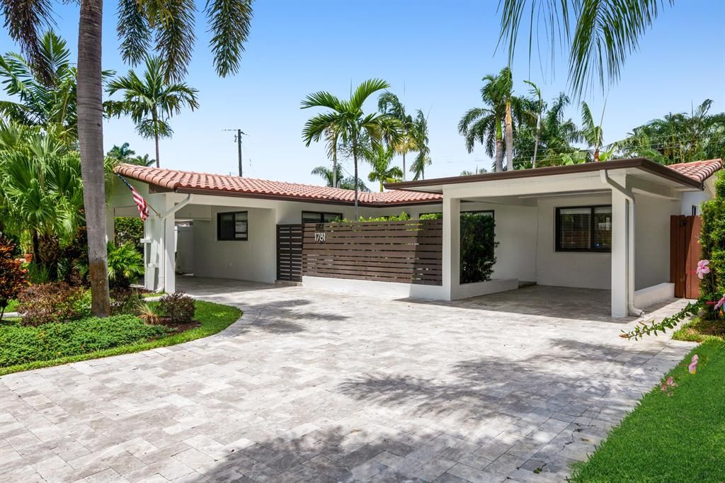 Photo of 1781 NE 19th Street St, Fort Lauderdale, FL 33305 (MLS # R10741896)