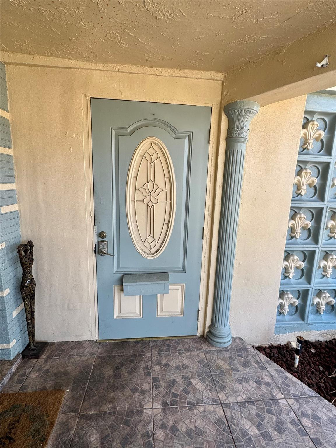 Falcon Sub One 54-47 B - Residential Lease