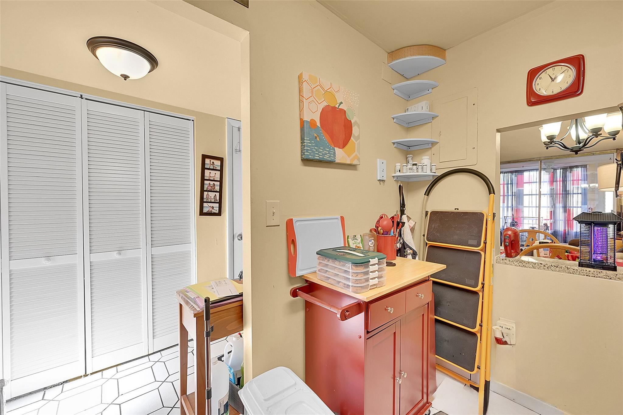 Sunrise Lakes - Residential