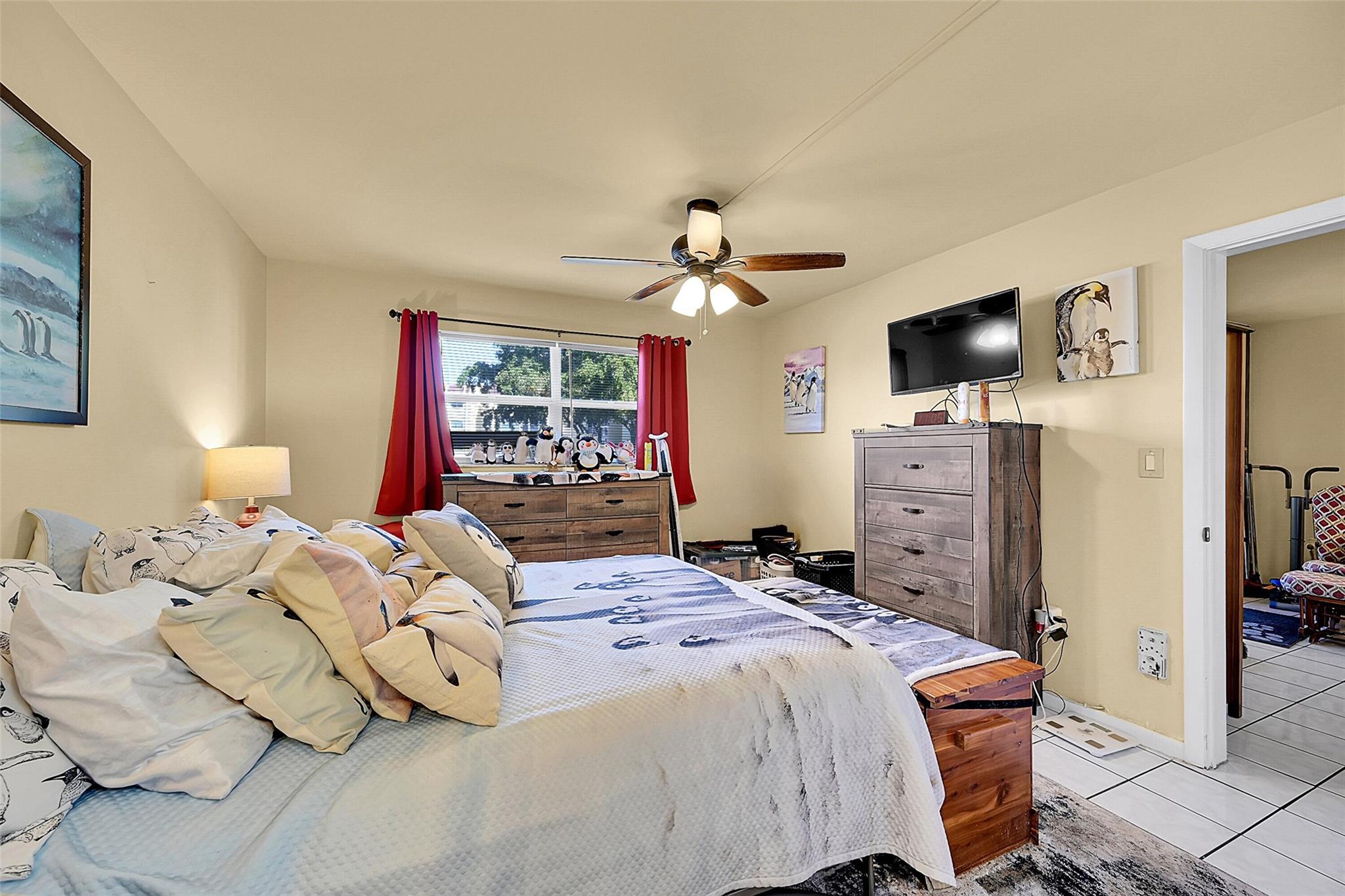 Sunrise Lakes - Residential