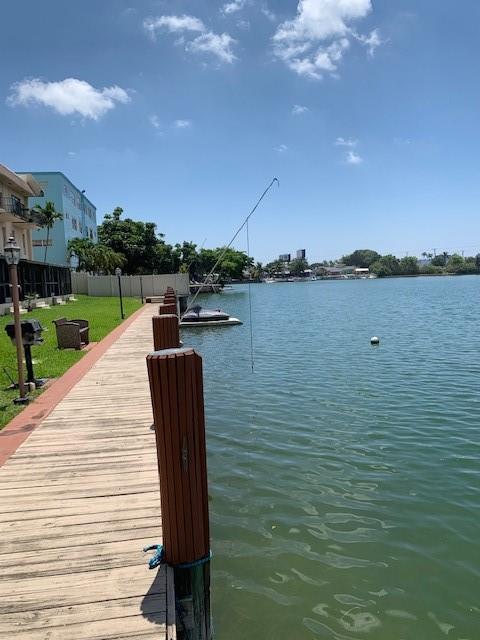 Club House Cove Condo - Residential