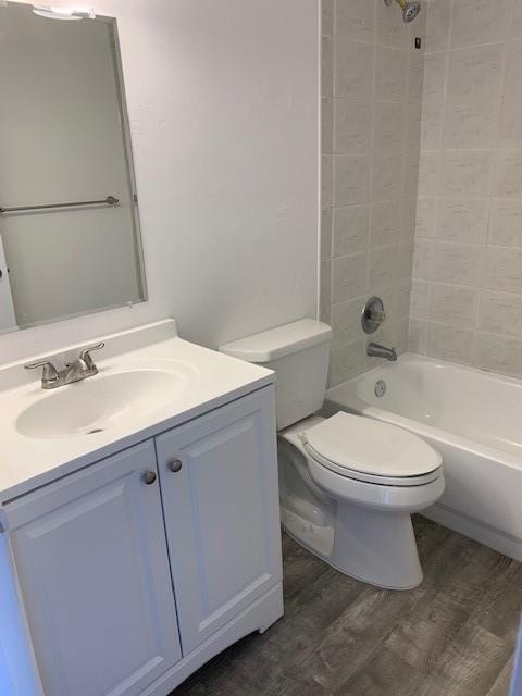 Club House Cove Condo - Residential