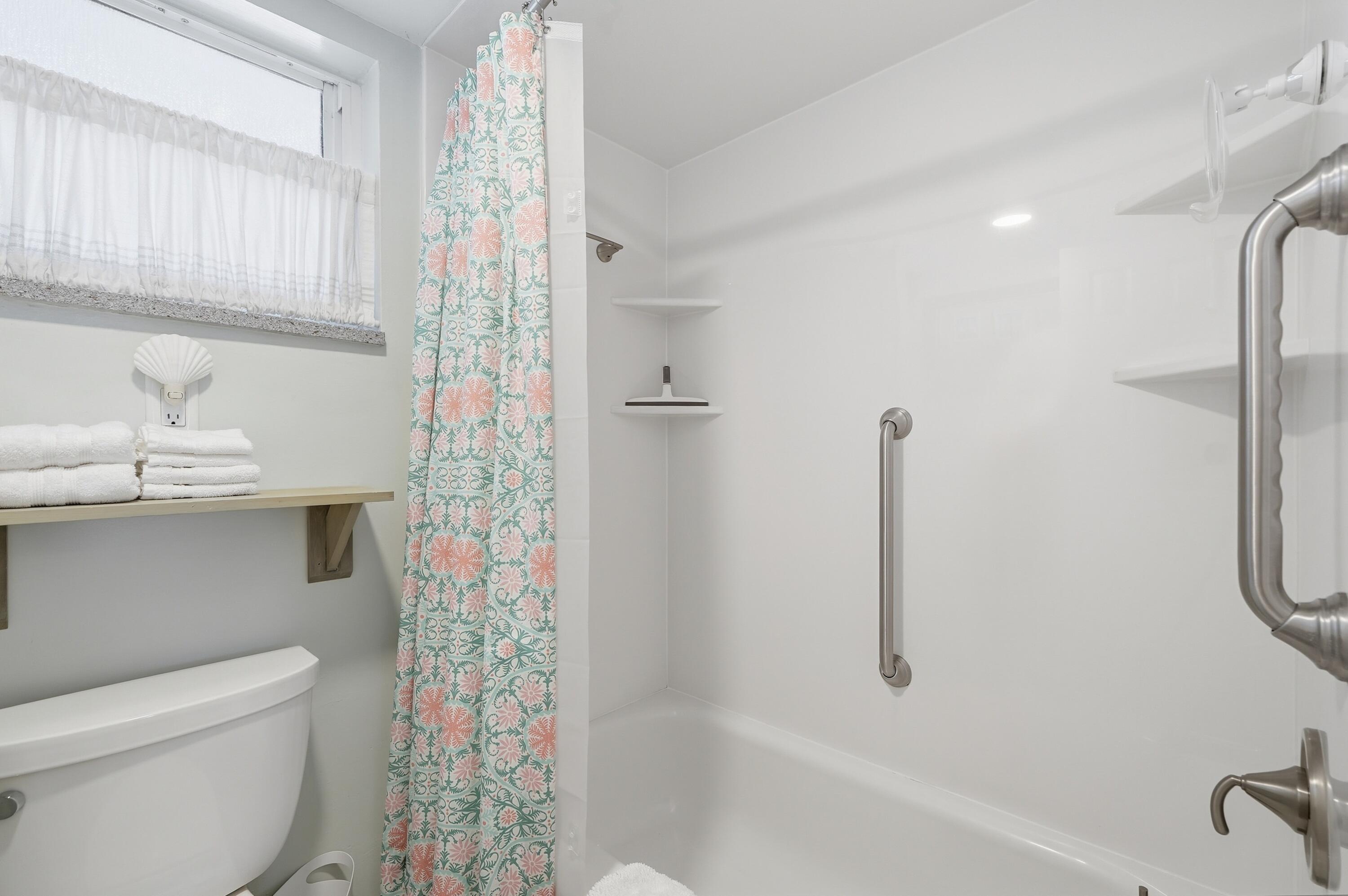 EDGEWATER BEACH TOWERS CONDO - Residential