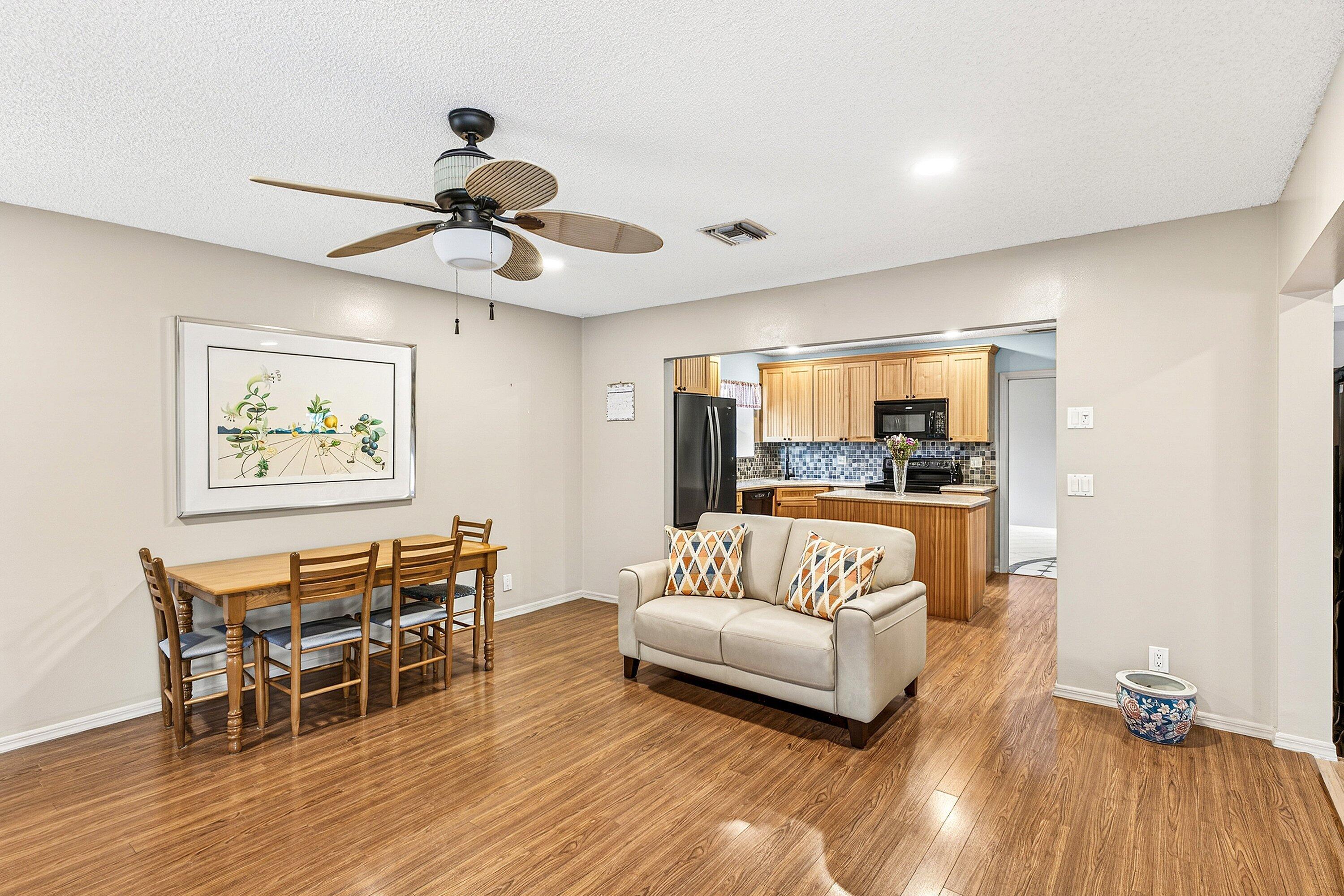 BOCA CHASE SEC 4 - Residential