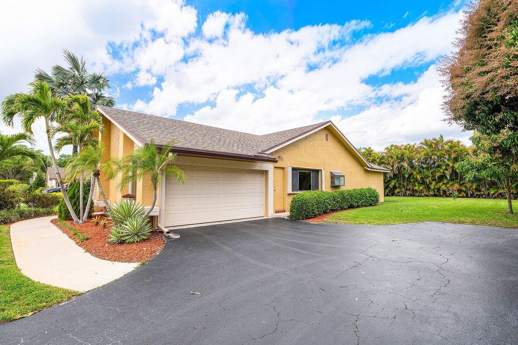 Photo of 10299 S 186th Ct Ct S, Boca Raton, FL 33498 (MLS # B26006399)