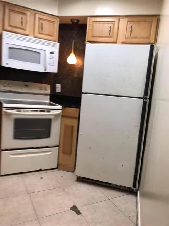 Lake Pointe Condo - Residential Lease