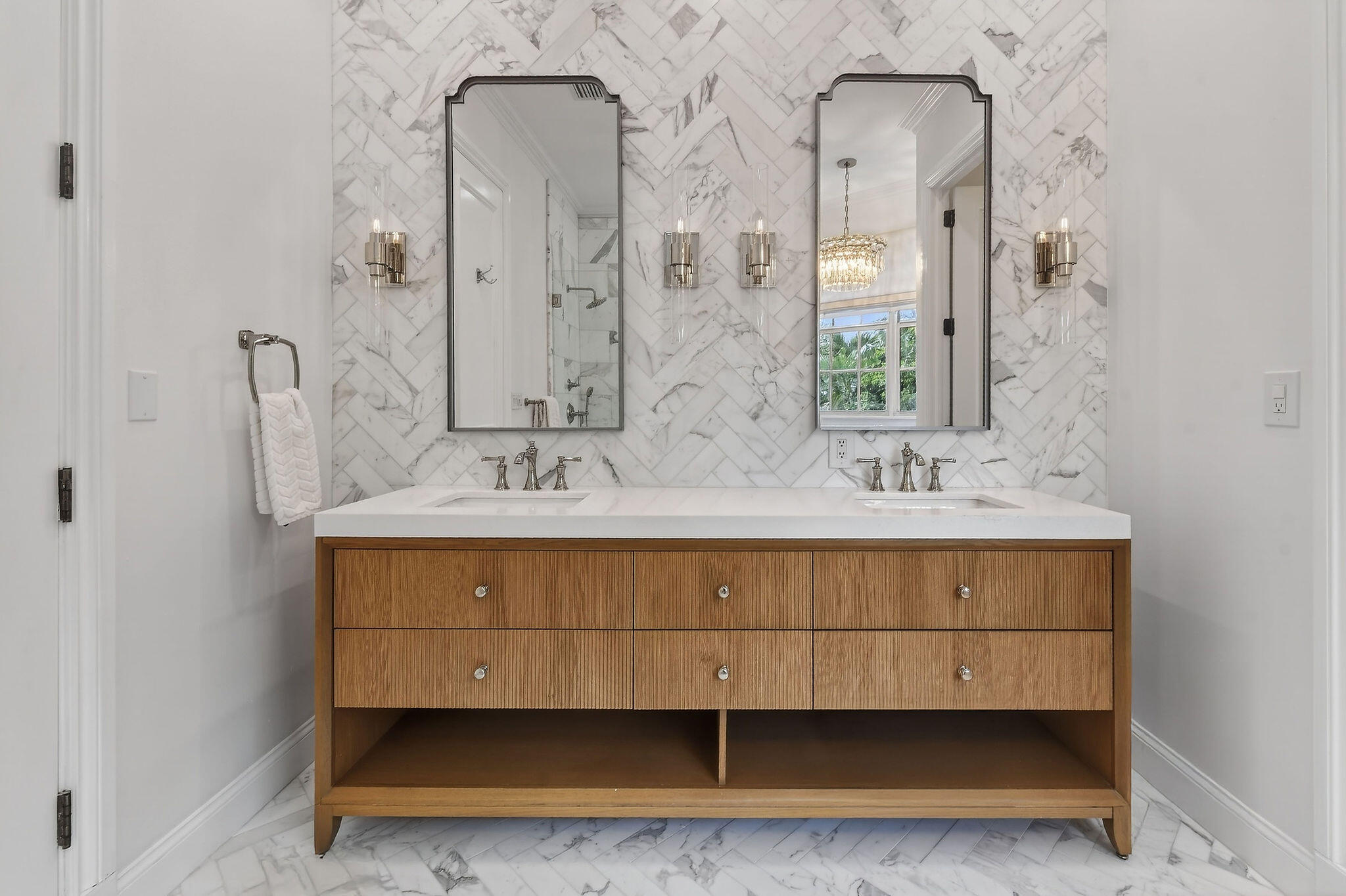 EL CID COURT - Residential