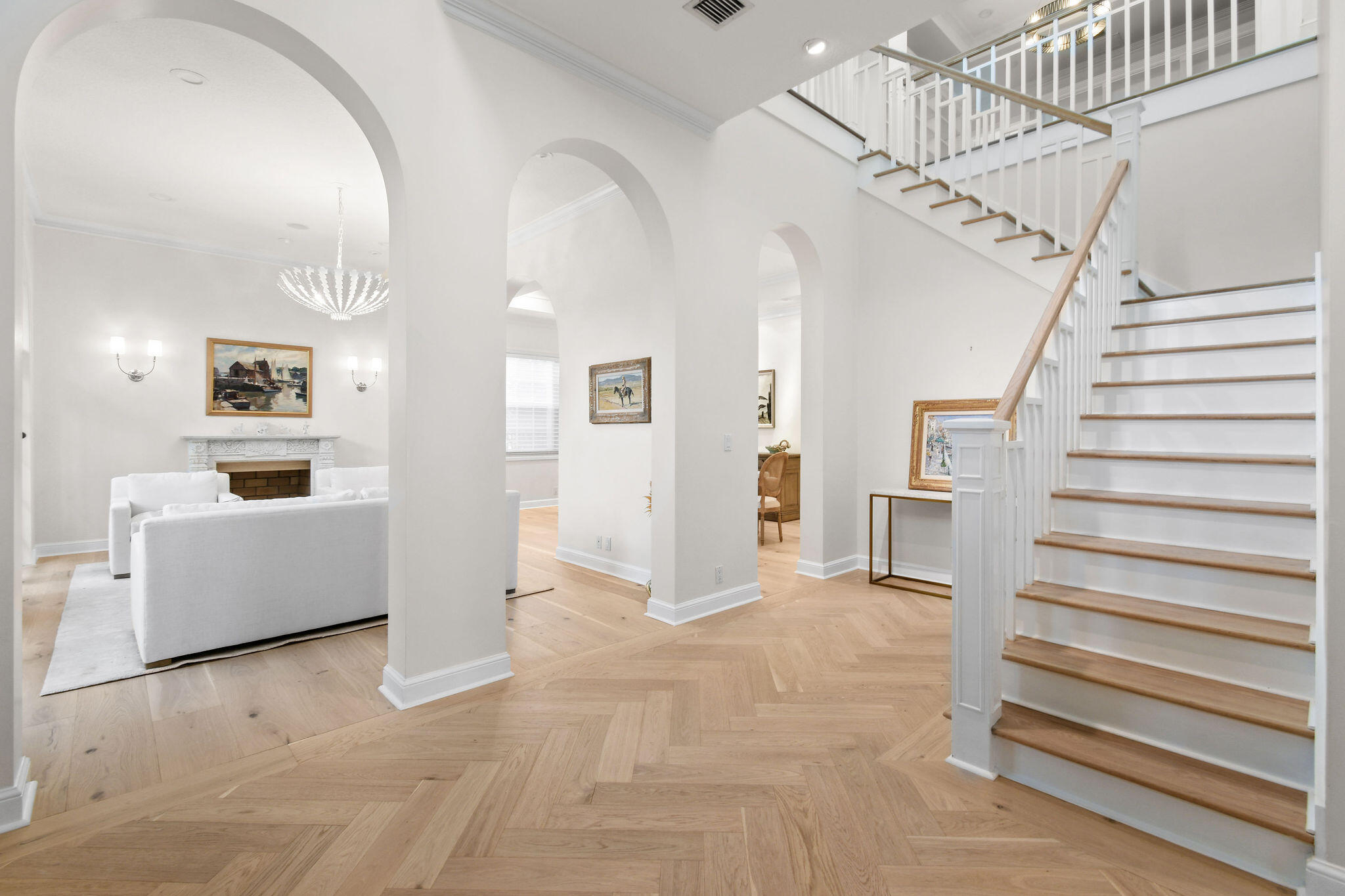 EL CID COURT - Residential