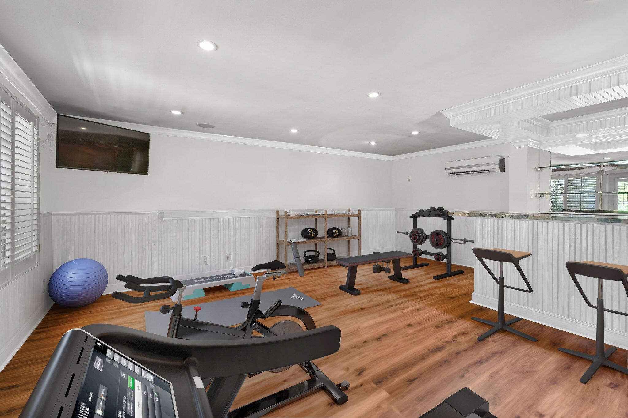 EL CID COURT - Residential