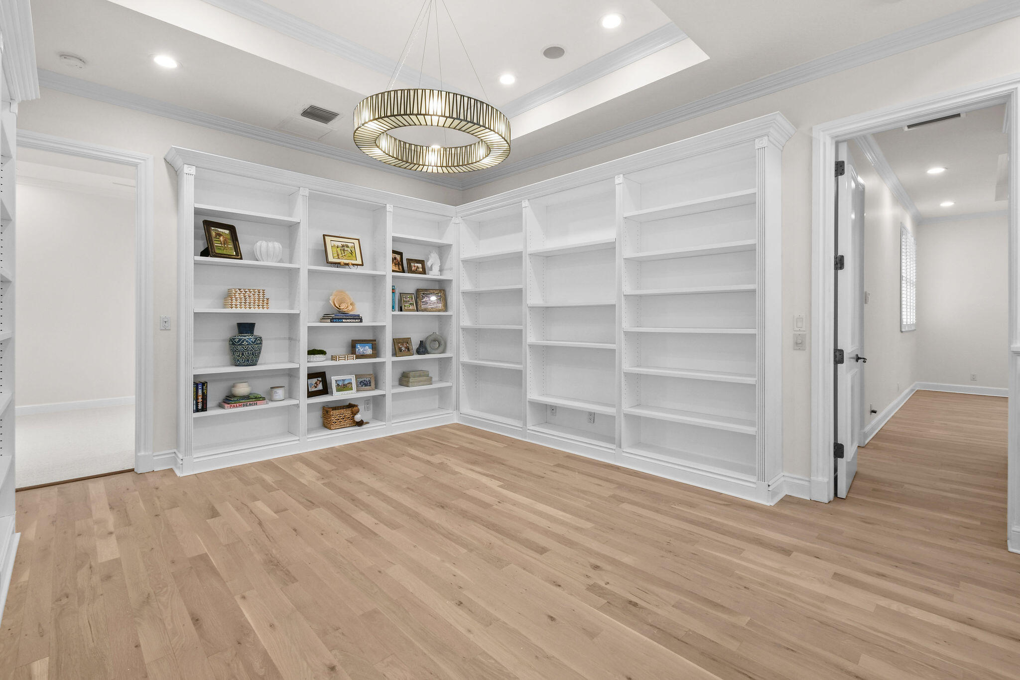 EL CID COURT - Residential