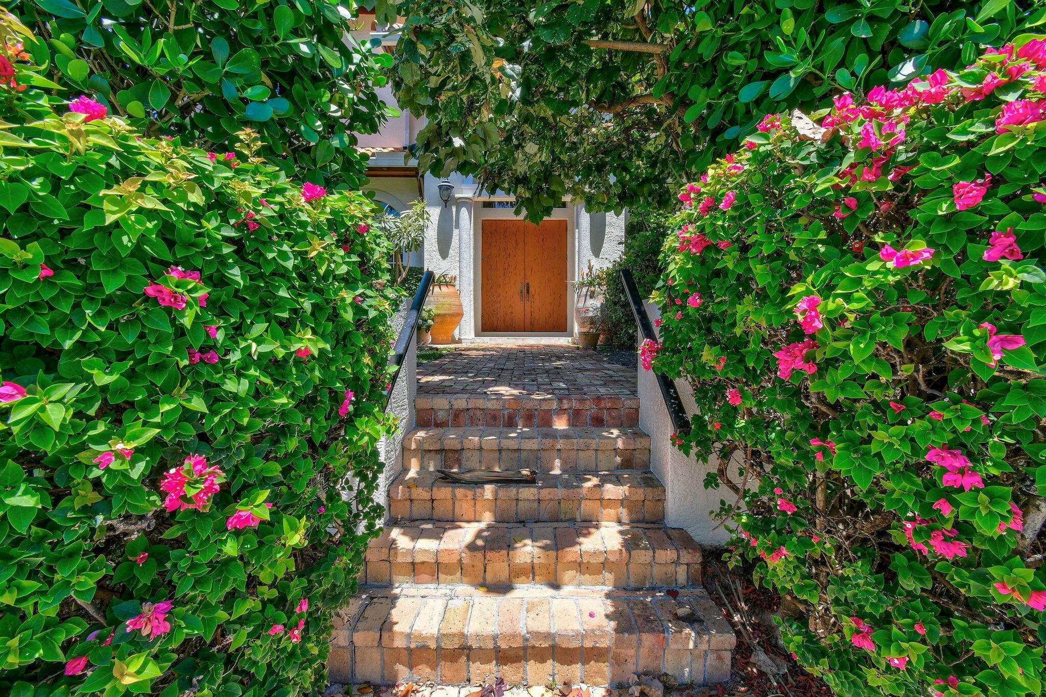 201 Avila Road