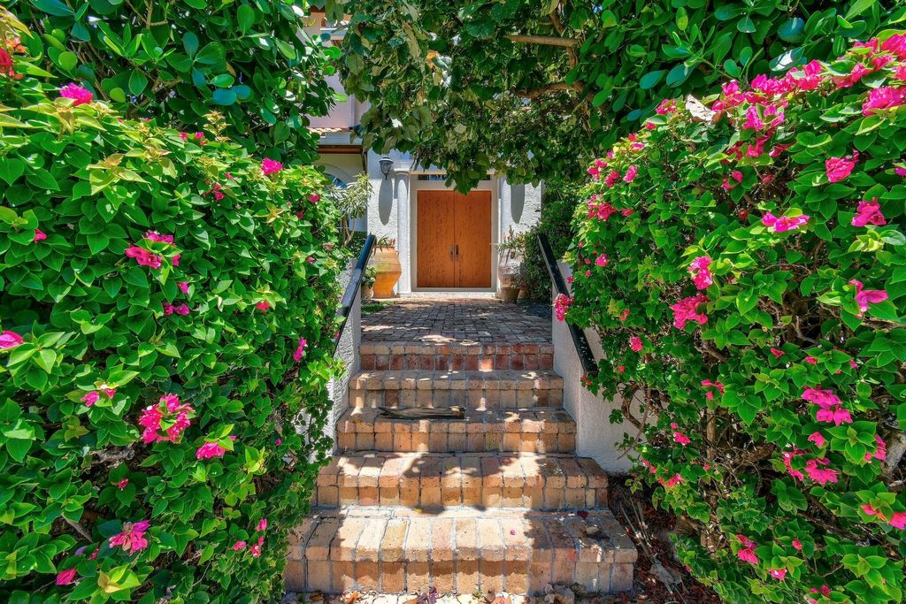 Photo of 201 Avila Road, West Palm Beach, FL 33405 (MLS # R11131780)