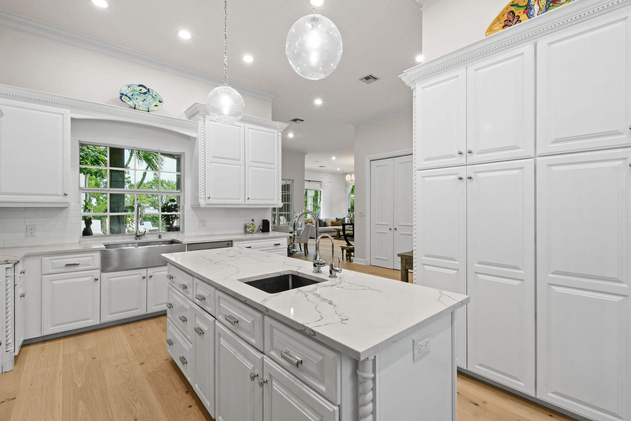 EL CID COURT - Residential