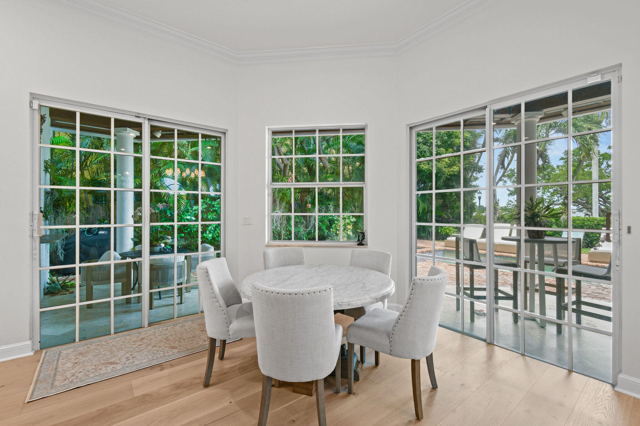 EL CID COURT - Residential