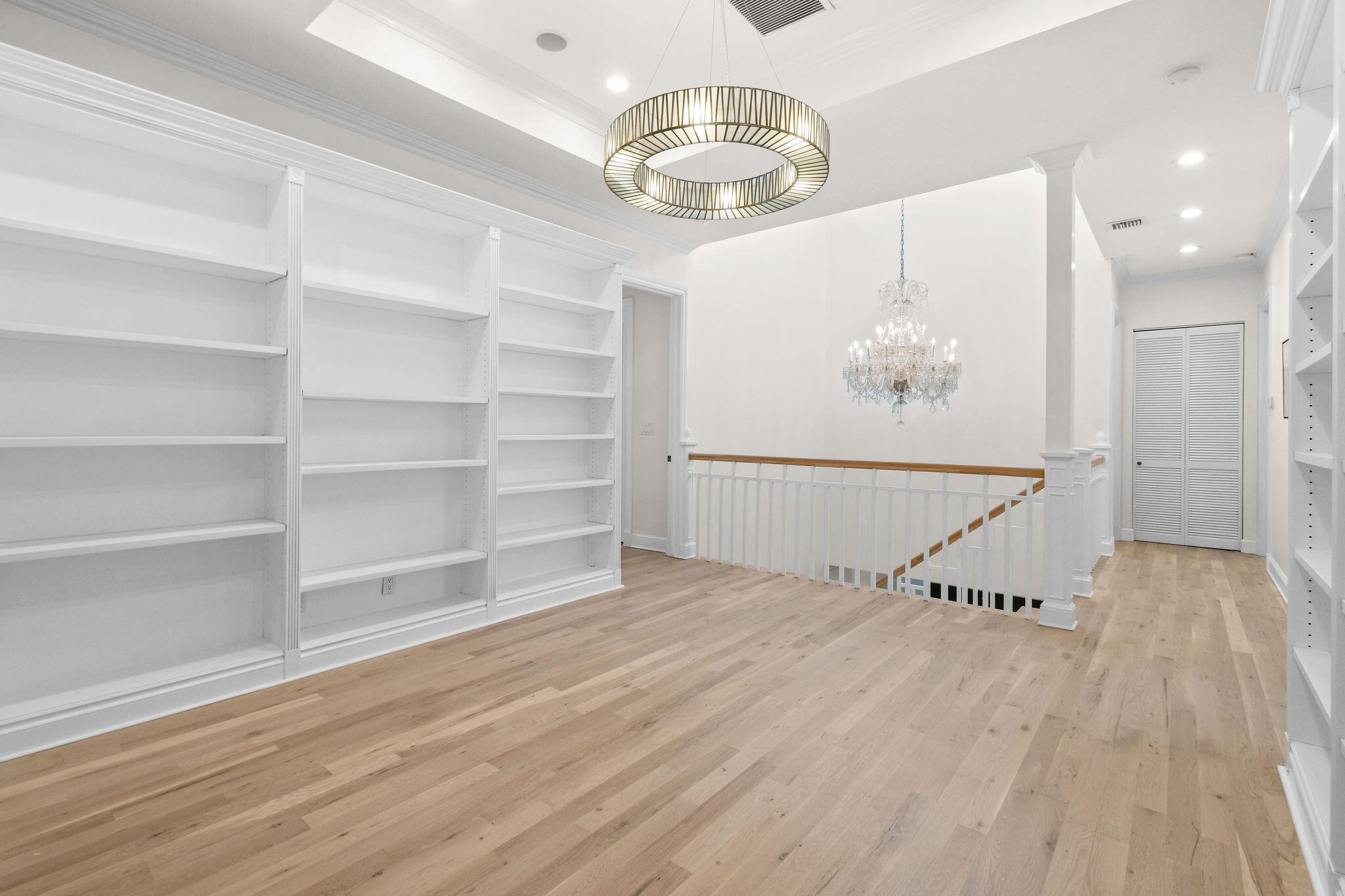 EL CID COURT - Residential