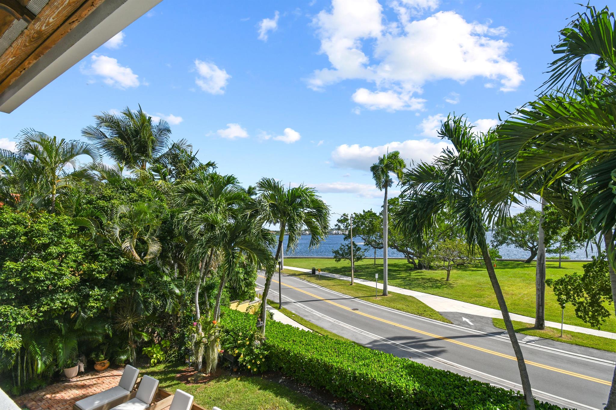 EL CID COURT - Residential