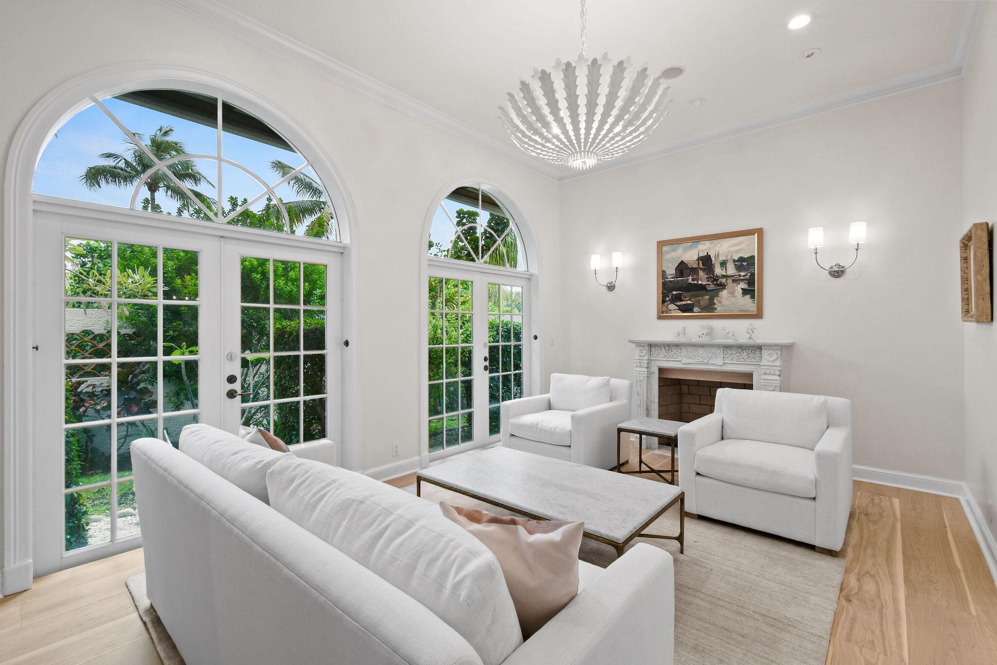 201 Avila Road