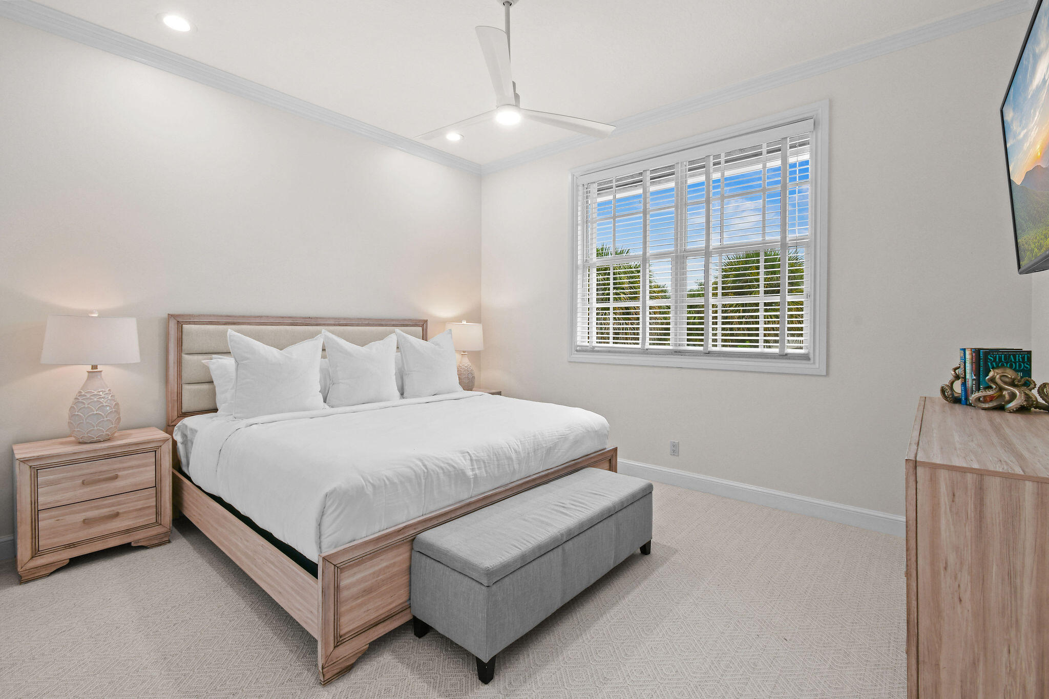 EL CID COURT - Residential